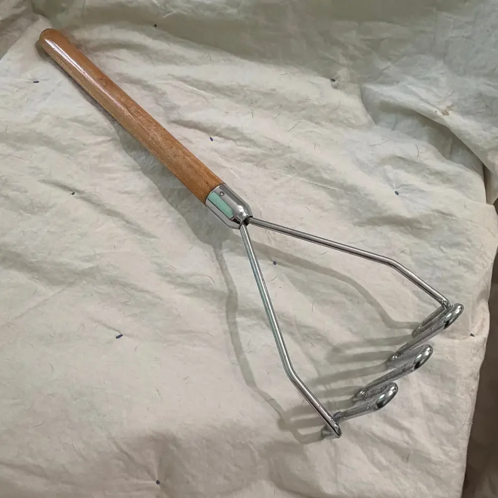 Vtg Industrial Commercial Long Handle Wire Potato Masher Food Smasher Heavy Duty